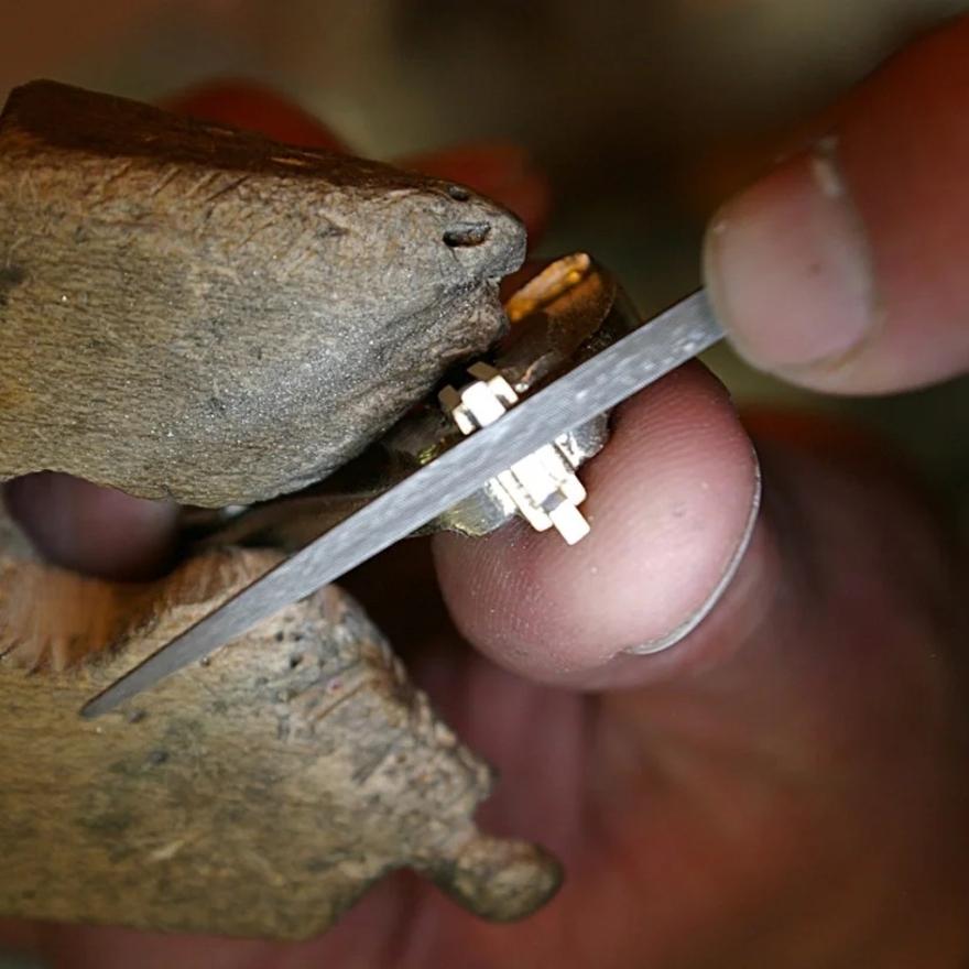 Tiny files used for sensitive precision.