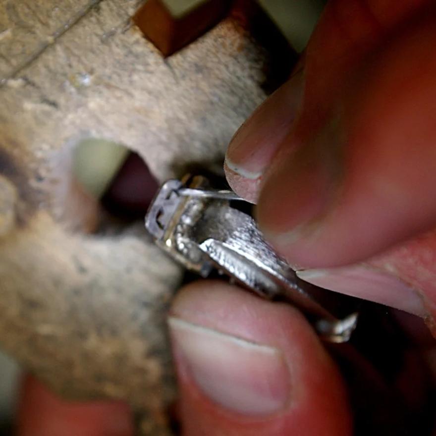 Cutting the backplate design