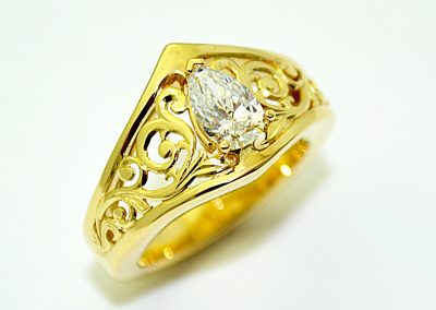 Custom diamond ring, engagement ring, filigree, 18k gold